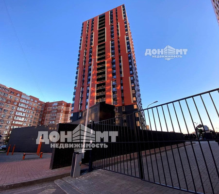 Продам трехкомнатную (3-комн.) квартиру, Северная ул, 2ак2, Батайск г