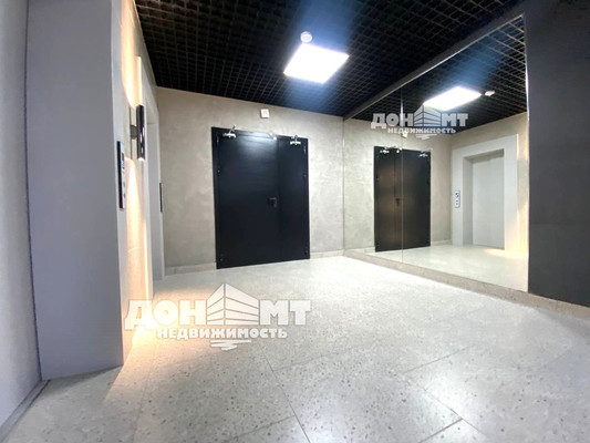 Продам трехкомнатную (3-комн.) квартиру, Северная ул, 2ак2, Батайск г