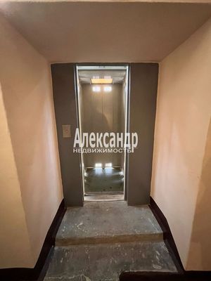 Продам двухкомнатную (2-комн.) квартиру, Рыбацкая ул, 6-8, Санкт-Петербург г