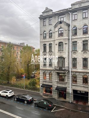 Продам двухкомнатную (2-комн.) квартиру, Рыбацкая ул, 6-8, Санкт-Петербург г