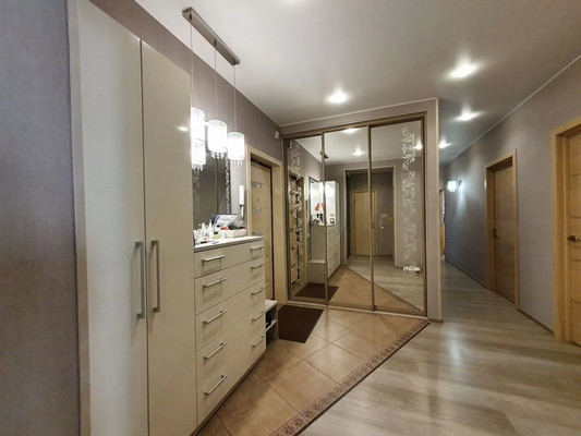 Продам трехкомнатную (3-комн.) квартиру, Калинина п, 50, Люберцы г