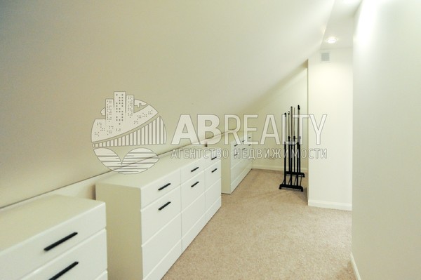 Продам дом в поселке КП Рождественно, Рождественно д, 12 км от города