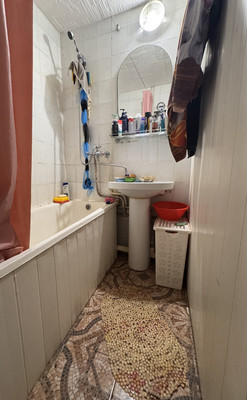 Продам трехкомнатную (3-комн.) квартиру, Бехтерева ул, 41к3, Москва г