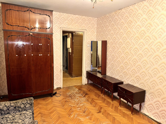 Продам двухкомнатную (2-комн.) квартиру, Художников пр-кт, 24к1, Санкт-Петербург г