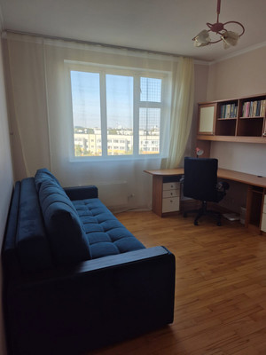 Сдам трехкомнатную (3-комн.) квартиру, Жемчуговой аллея, 5к5, Москва г