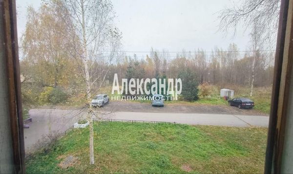 Продам 2-комн. в 10-комн. квартире, На Петро-Славянку дор, 2к3, Петро-Славянка п