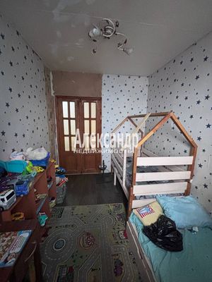 Продам 2-комн. в 10-комн. квартире, На Петро-Славянку дор, 2к3, Петро-Славянка п