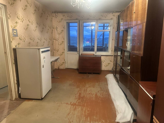 Продам двухкомнатную (2-комн.) квартиру, Капитана Маклакова ул, 4, Мурманск г