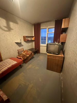 Продам двухкомнатную (2-комн.) квартиру, Капитана Маклакова ул, 4, Мурманск г