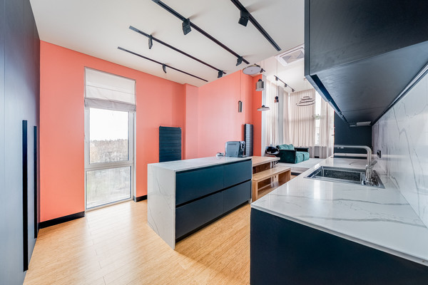 Продам трехкомнатную (3-комн.) квартиру, Санаторная ул, 5А, Марфино с