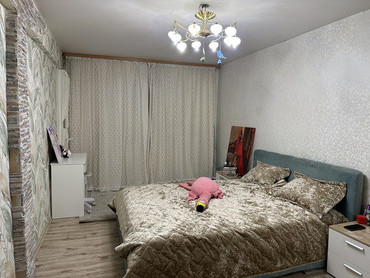 Продам трехкомнатную (3-комн.) квартиру, Баумана ул, 231, Иркутск г