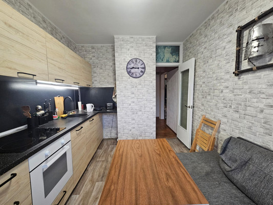 Продам двухкомнатную (2-комн.) квартиру, Крылатские Холмы ул, 30к4, Москва г