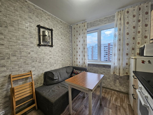 Продам двухкомнатную (2-комн.) квартиру, Крылатские Холмы ул, 30к4, Москва г