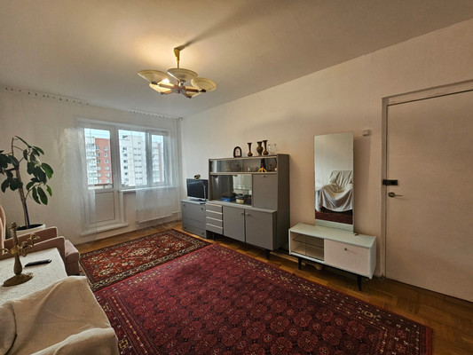 Продам двухкомнатную (2-комн.) квартиру, Крылатские Холмы ул, 30к4, Москва г