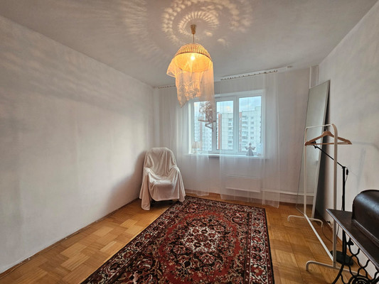 Продам двухкомнатную (2-комн.) квартиру, Крылатские Холмы ул, 30к4, Москва г