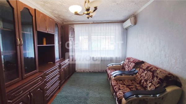 Продам двухкомнатную (2-комн.) квартиру, Черняховского ул, 4, Новопокровская ст-ца