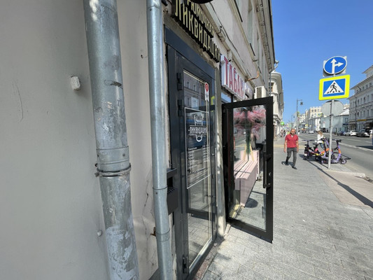 Продам коммерческое помещение 92 м2, Сретенка ул, 7, Москва г