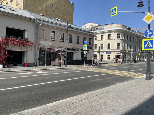 Продам коммерческое помещение 92 м2, Сретенка ул, 7, Москва г