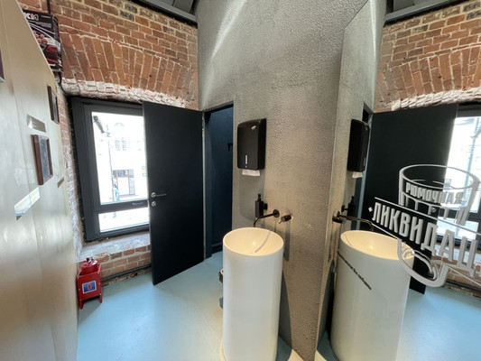 Продам коммерческое помещение 92 м2, Сретенка ул, 7, Москва г