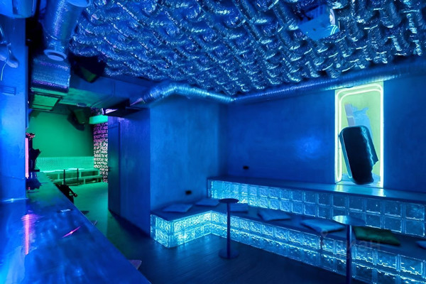 Продам коммерческое помещение 97,6 м2, Тверская ул, 9, Москва г