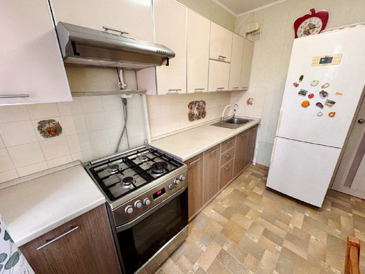 Продам трехкомнатную (3-комн.) квартиру, Ямашева пр-кт, 78, Казань г