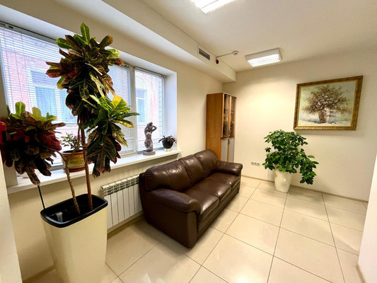 Продам аптеку 608,6 м2, Варейкиса ул, 70, Воронеж г