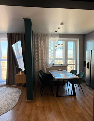 Продам трехкомнатную (3-комн.) квартиру, Автолюбителей ул, 1Г, Краснодар г