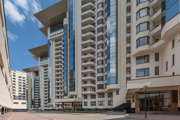 Продам многокомнатную квартиру, Архитектора Власова ул, 6, Москва г