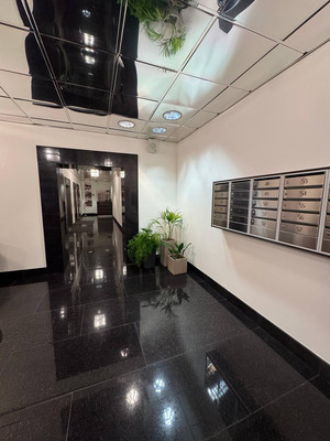 Продам трехкомнатную (3-комн.) квартиру, Архитектора Власова ул, 6, Москва г