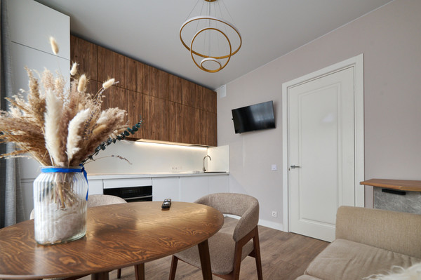 Сдам двухкомнатную (2-комн.) квартиру, Торговая ул, 6, Заречье рп