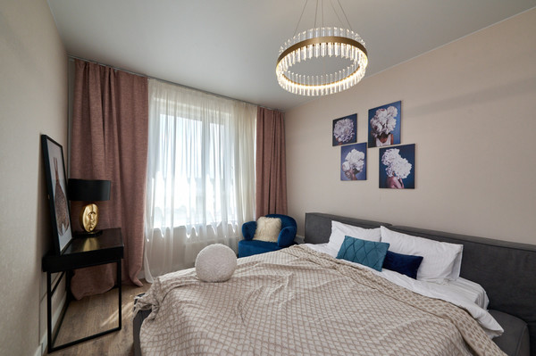 Сдам двухкомнатную (2-комн.) квартиру, Торговая ул, 6, Заречье рп