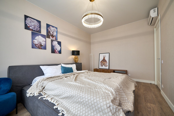 Сдам двухкомнатную (2-комн.) квартиру, Торговая ул, 6, Заречье рп