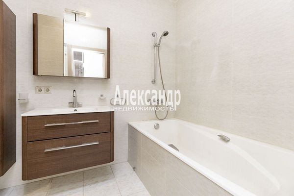 Продам трехкомнатную (3-комн.) квартиру, Гжатская ул, 22к3, Санкт-Петербург г