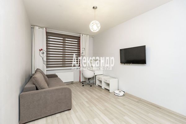 Продам трехкомнатную (3-комн.) квартиру, Гжатская ул, 22к3, Санкт-Петербург г