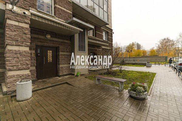 Продам трехкомнатную (3-комн.) квартиру, Гжатская ул, 22к3, Санкт-Петербург г