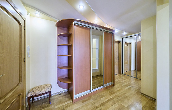 Продам трехкомнатную (3-комн.) квартиру, Джона Рида ул, 7Ак3, Санкт-Петербург г