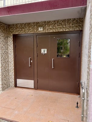 Продам трехкомнатную (3-комн.) квартиру, Джона Рида ул, 7Ак3, Санкт-Петербург г