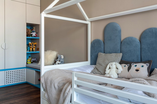 Продам трехкомнатную (3-комн.) квартиру, Красных Мадьяр ул, 31, Иркутск г