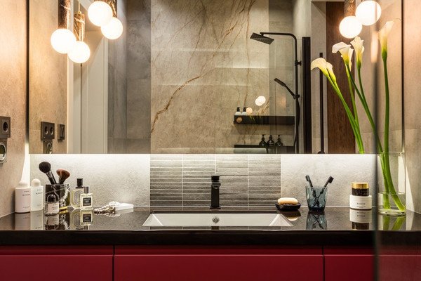 Продам трехкомнатную (3-комн.) квартиру, Красных Мадьяр ул, 31, Иркутск г