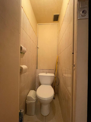 Продам двухкомнатную (2-комн.) квартиру, Чертановская ул, 8к1, Москва г