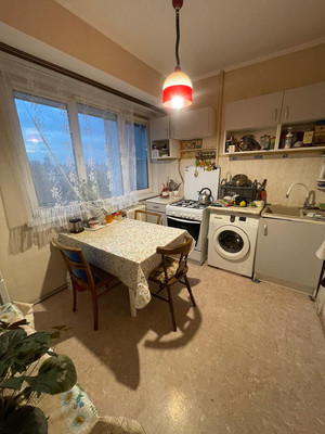 Продам двухкомнатную (2-комн.) квартиру, Чертановская ул, 8к1, Москва г