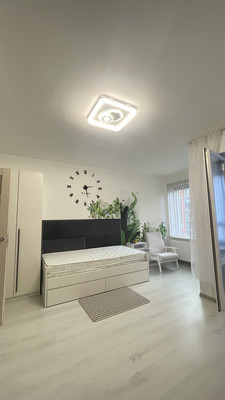 Продам однокомнатную (1-комн.) квартиру, Будённого (Сергиево тер) пр-кт, 19к2, Санкт-Петербург г