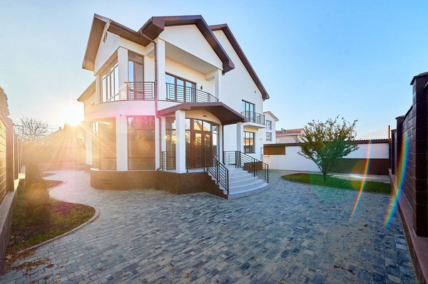 Продам дом, Кленовая ул, 15, Симферополь г, 0 км от города