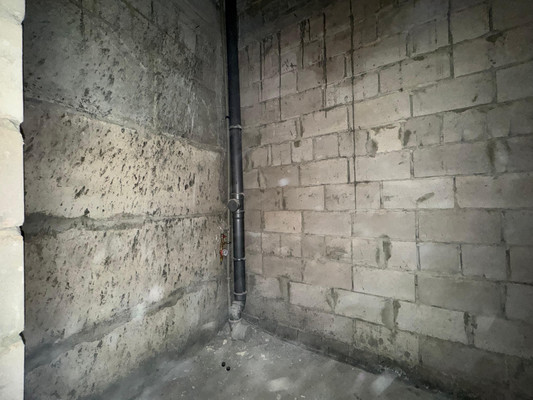 Продам двухкомнатную (2-комн.) квартиру, Мовсисяна ул, 15, Нальчик г