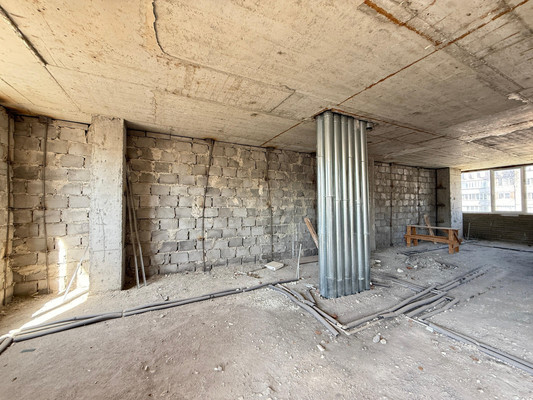 Продам трехкомнатную (3-комн.) квартиру, Атажукина ул, 14, Нальчик г