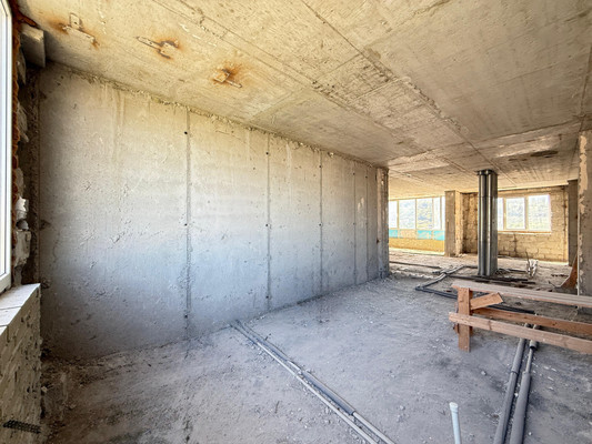 Продам трехкомнатную (3-комн.) квартиру, Атажукина ул, 14, Нальчик г