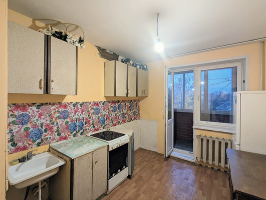 Продам двухкомнатную (2-комн.) квартиру, Школьная ул, 35А, Быково п