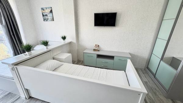 Продам однокомнатную (1-комн.) квартиру, Крымская (Центральный р-н) ул, 89, Сочи г