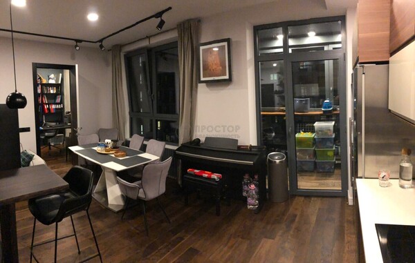 Продам двухкомнатную (2-комн.) квартиру, Береговой проезд, 5к2, Москва г