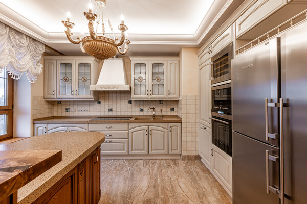 Продам трехкомнатную (3-комн.) квартиру, Кастанаевская ул, 24, Москва г